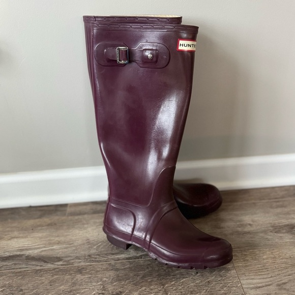 Hunter Original Plum Shiny Gloss Rubber Rain Boots - Picture 3 of 15